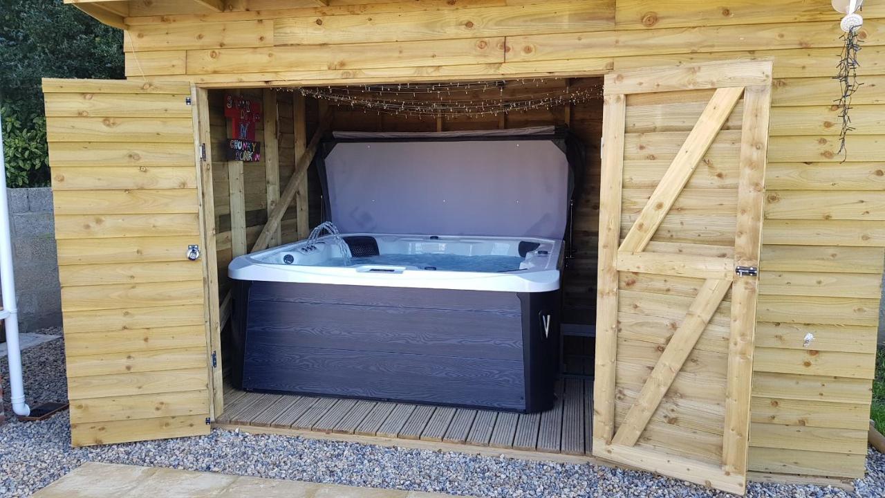Hot Tub Pet Friendly Luxury Cosy Cottage, Near Withernsea And Patrington Welwick Exterior photo