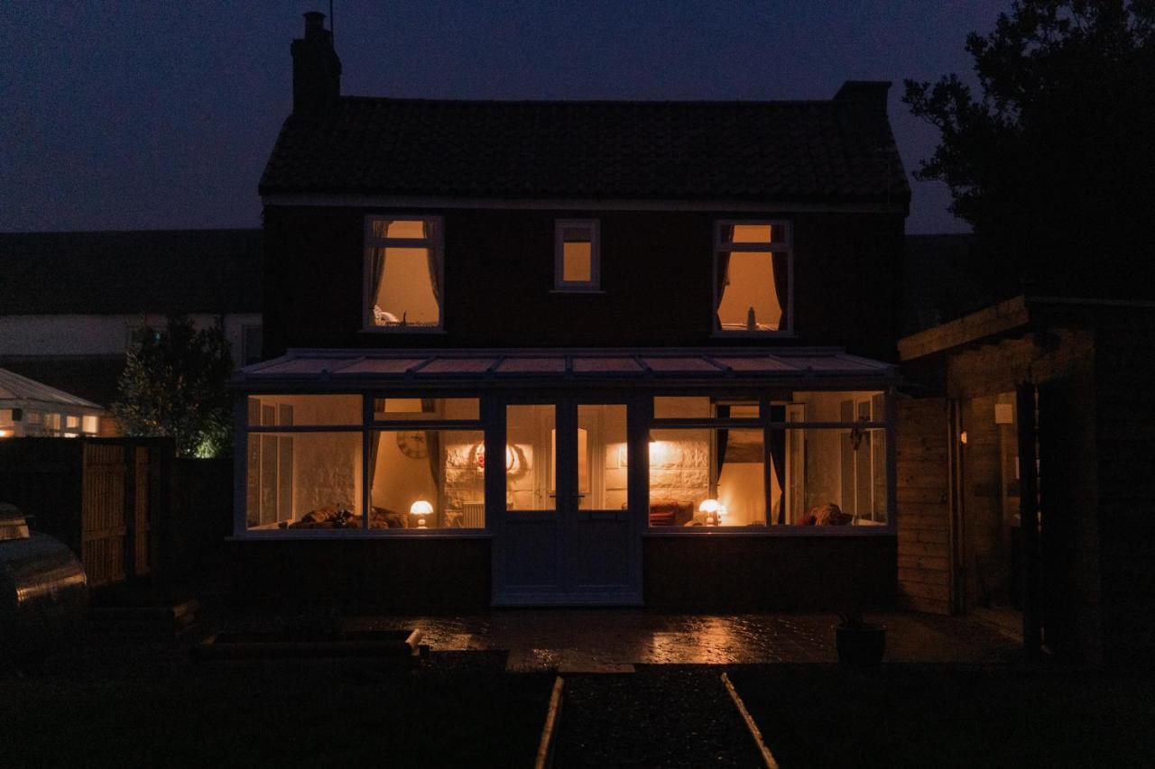 Hot Tub Pet Friendly Luxury Cosy Cottage, Near Withernsea And Patrington Welwick Exterior photo