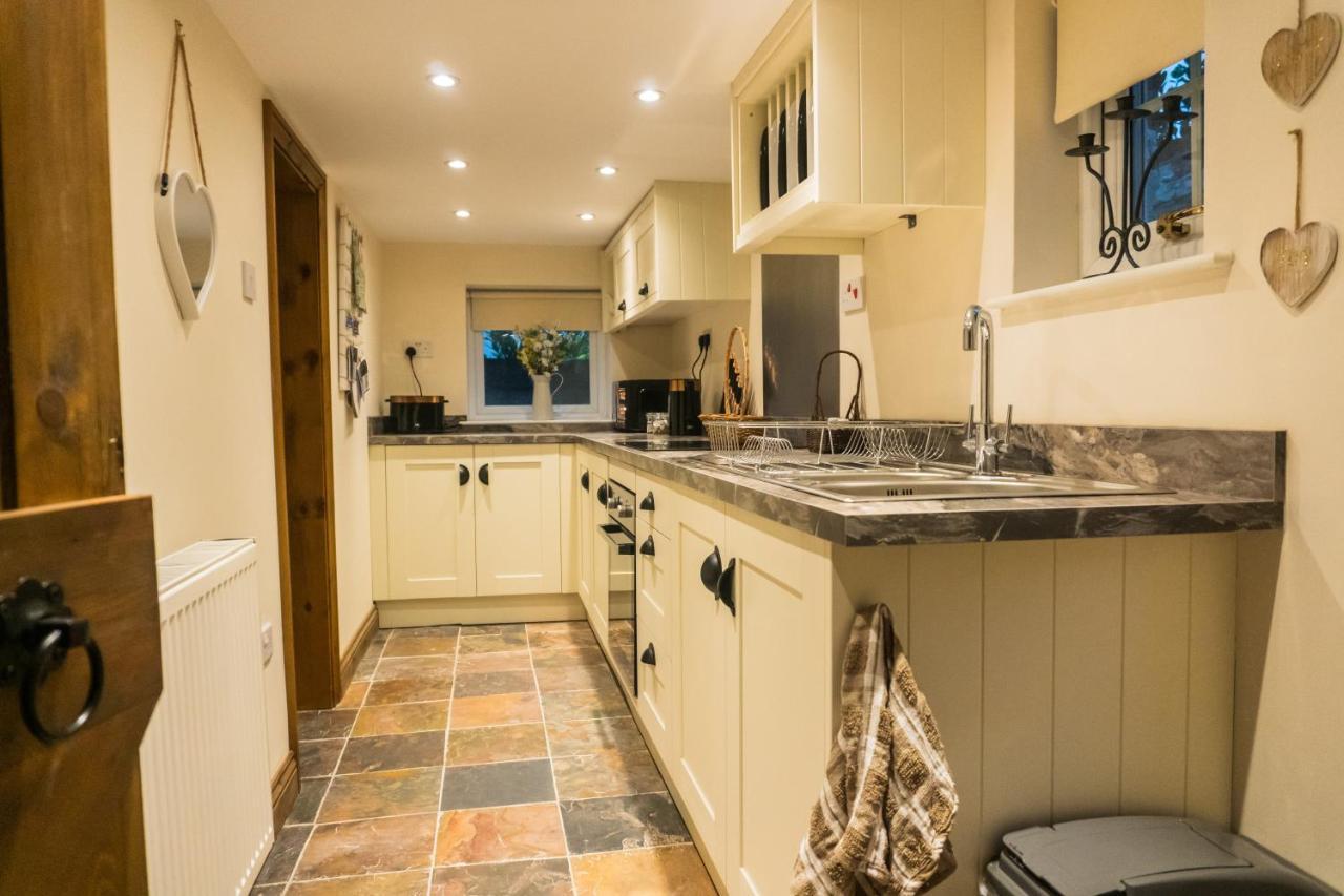 Hot Tub Pet Friendly Luxury Cosy Cottage, Near Withernsea And Patrington Welwick Exterior photo